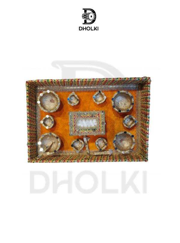 Mehndi Thaal with pots